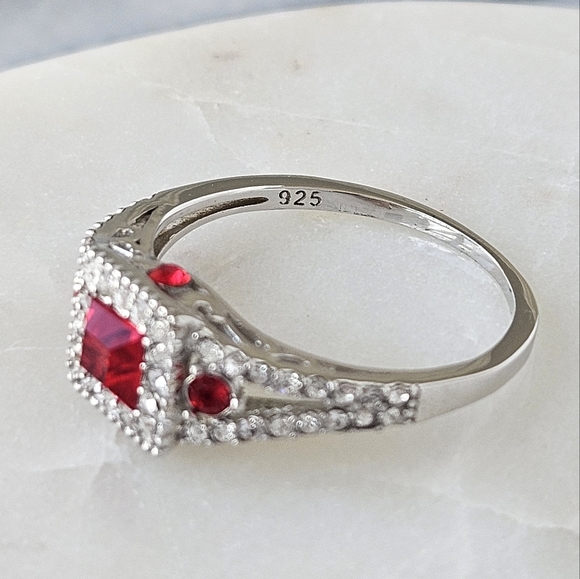 Swarovski Garnet Gemstone ring, 925 Sterling Silver Charmed Aroma - Picture 5 of 7